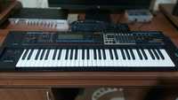 Синтезатор Roland Juno Gi