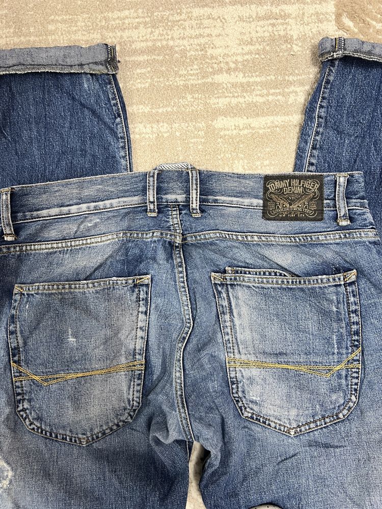 Blugi tommy hilfiger barbati