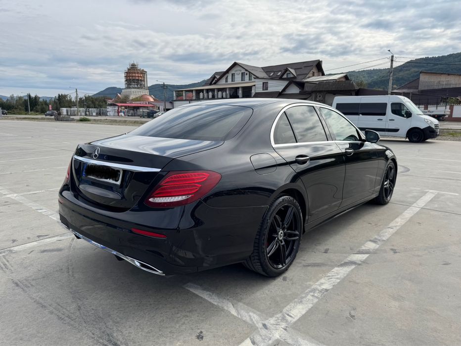 Mercedes Benz E220 Pachet AMG