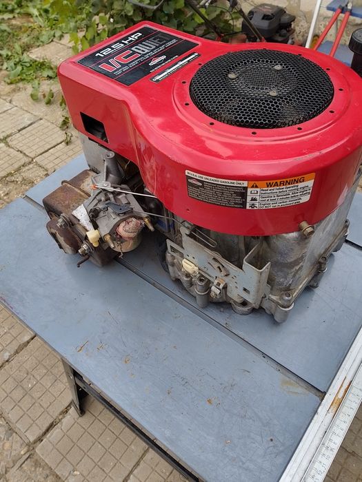 Двигател Briggs& Stratton 12.5hp