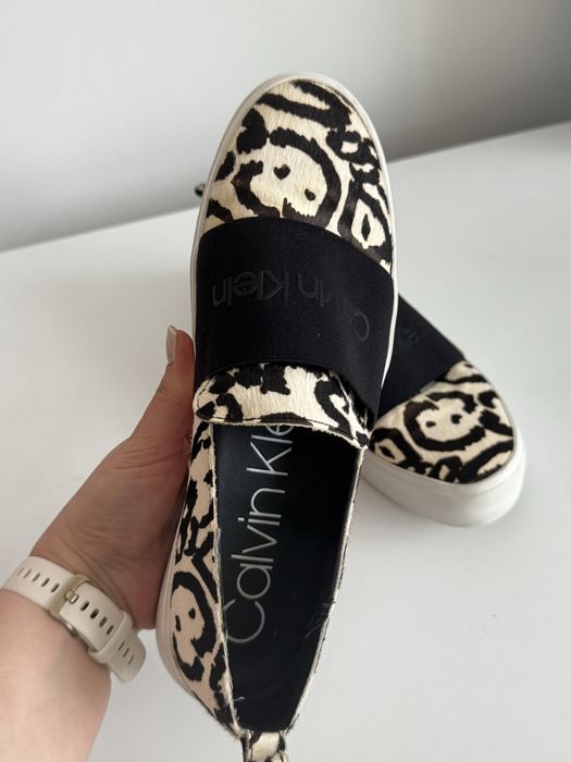 Pantofi Calvin Klein tip slip on marime 38 piele ponei