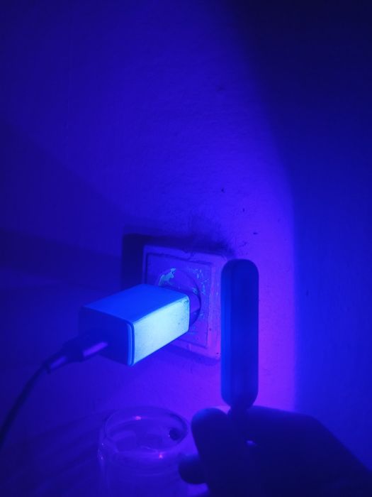 Ultrafioletovoy fonar sotiladi