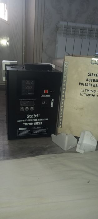 Стабилизатор напряжения