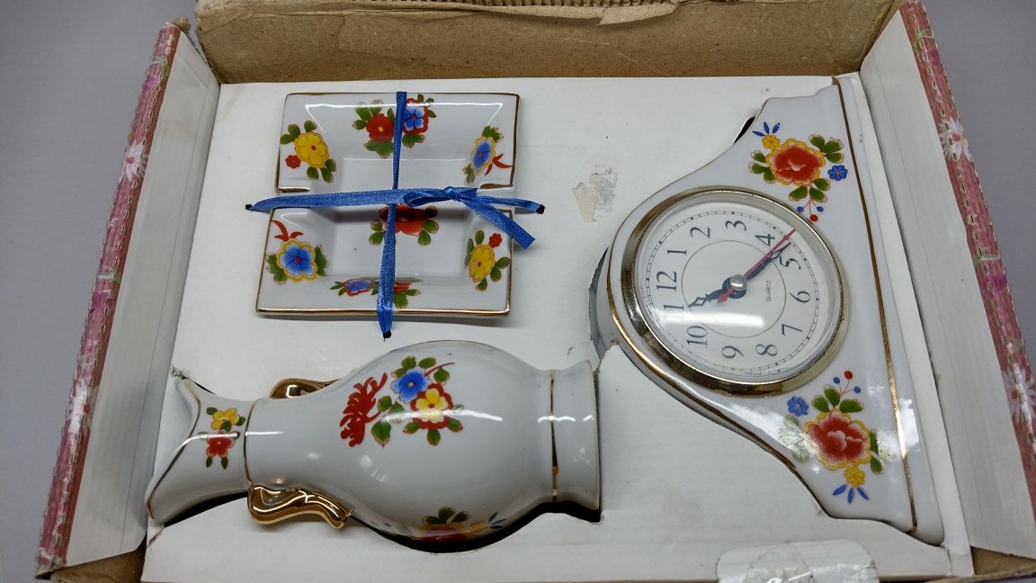 Винтидж сет часовник, ваза и пепелник Mille Fleur Kollektion, Germany.