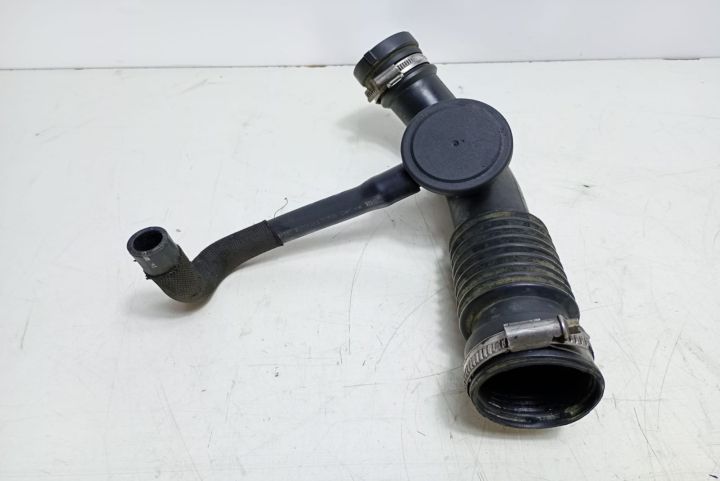 Tub  admisie aer 8200218988 Dacia Logan prima generatie seria