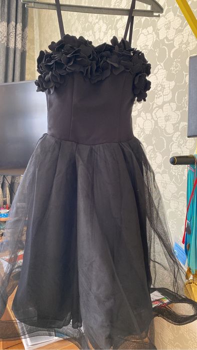 Нарядное платье