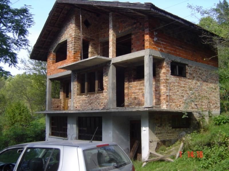 Къща в село Лъга