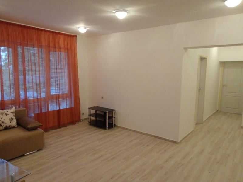 Дава се под наем Тристаен апартамент в София, Дружба 2 - 85 кв.м за 382.5 € - Снимка #1