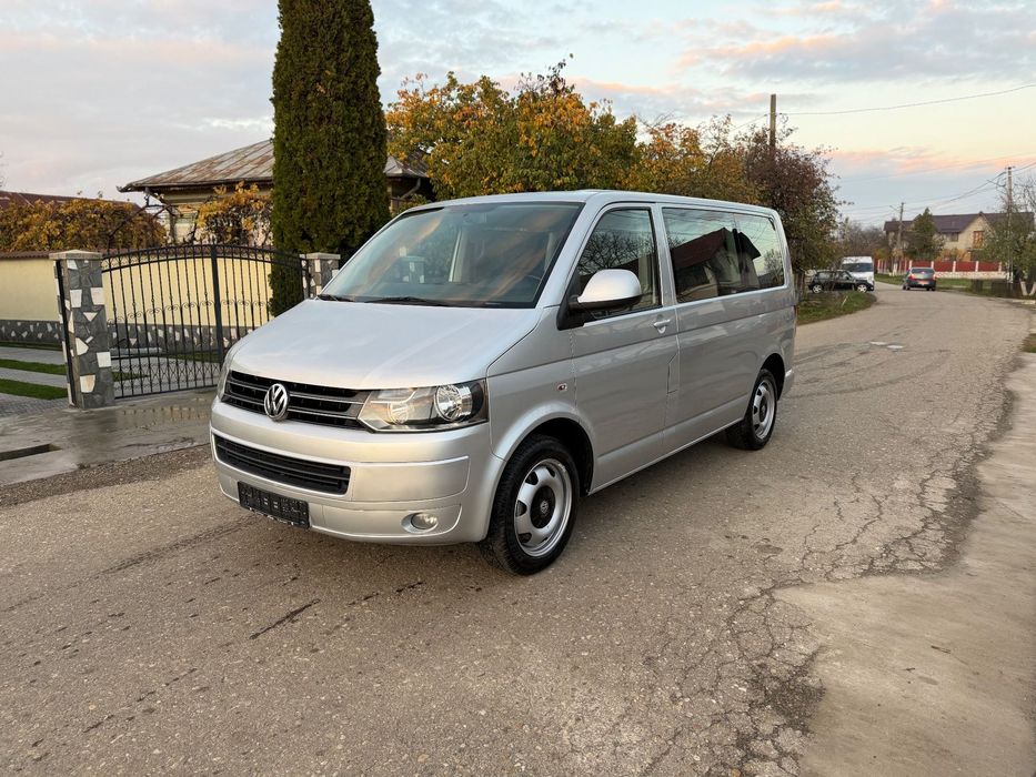 Volkswagen Transporter Volkswagen T5 Caravelle DSG 2.0BiTdi 179CP 2011, Euro 5