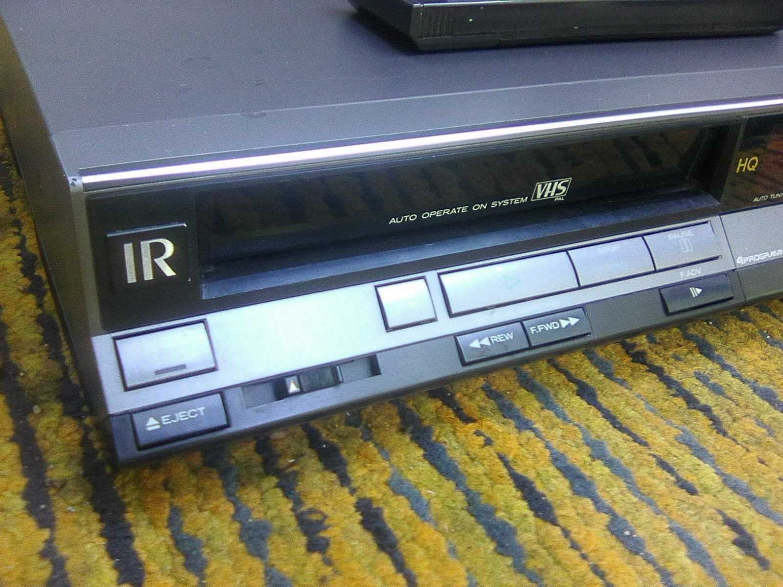 videorecorder mitsubishi  toshiba grundig anitech hitachi defect