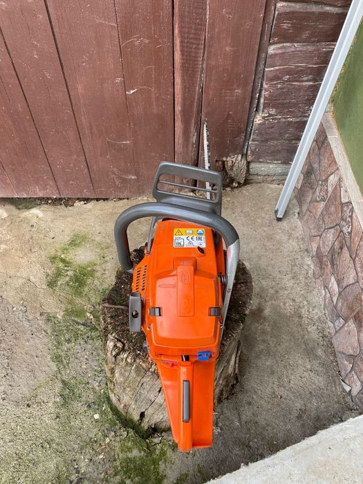 Vând husqvarna 365 stare bună
