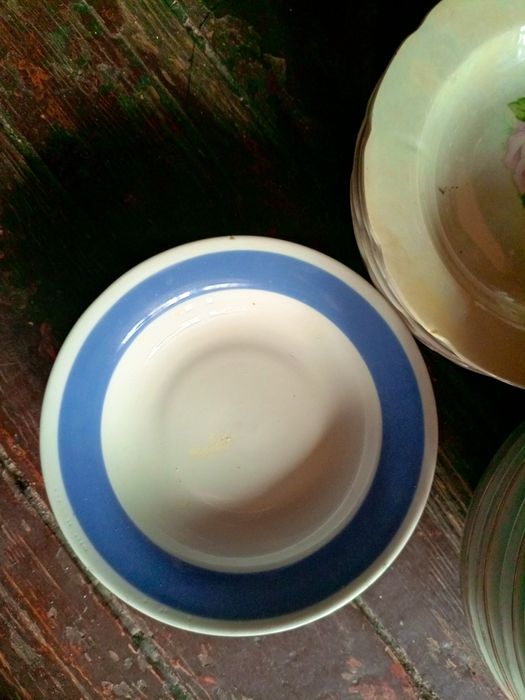 Продам посуду разую