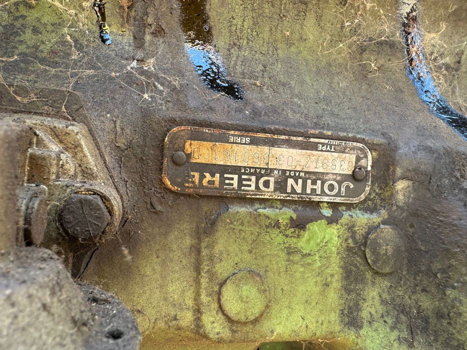 Vând bloc motor john deere