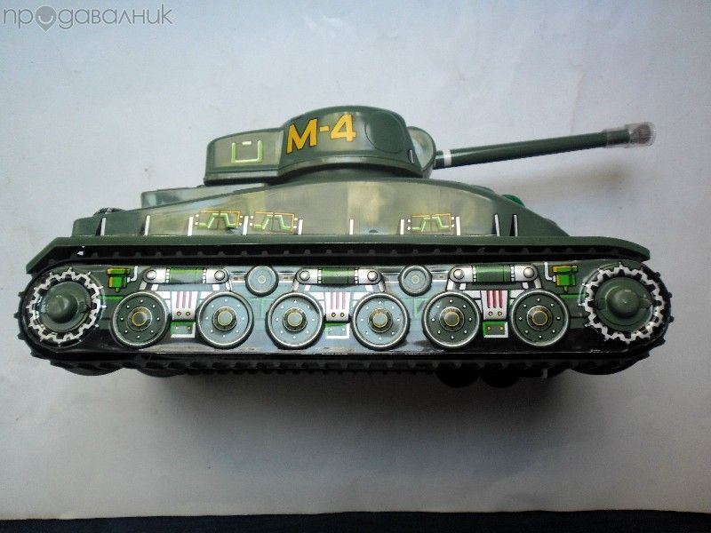 метална играчка Модел На Танк  M-4 sherman japan battery 1960 г