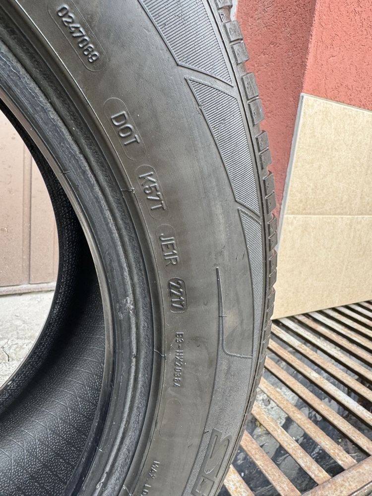 4бр. зимни гуми Dunlop с размер 265/50/R19