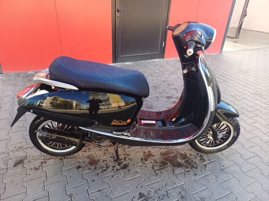 Скутер 50 кубика