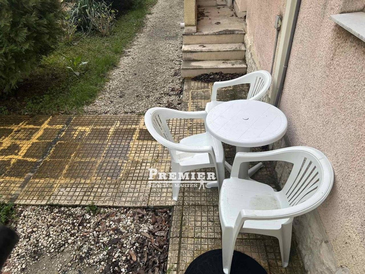 Продава се Едностаен апартамент в к.к. Слънчев бряг - 27 кв.м за 1389 €/кв.м - Снимка #2