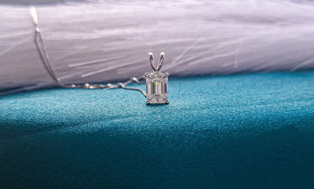 Pandantiv cu moissanit