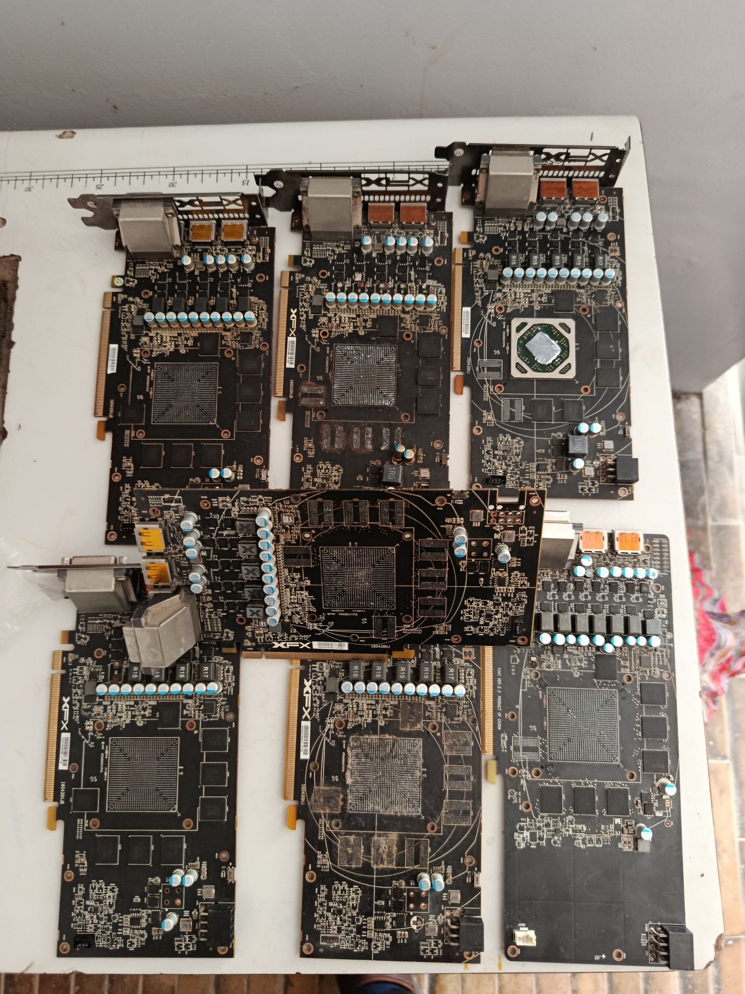Видеокарта XFX RX470 запчаст донер