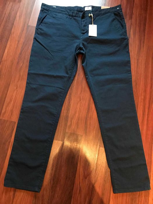 Pantaloni chinos barbati Timberland, slim fit, noi
