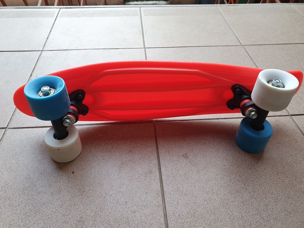 Skateboard nefolosit