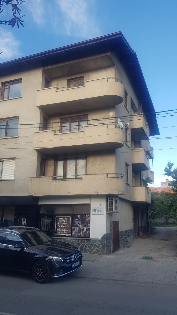 Продава се Многостаен апартамент в Дупница - 105 кв.м за 696 €/кв.м - Снимка #1