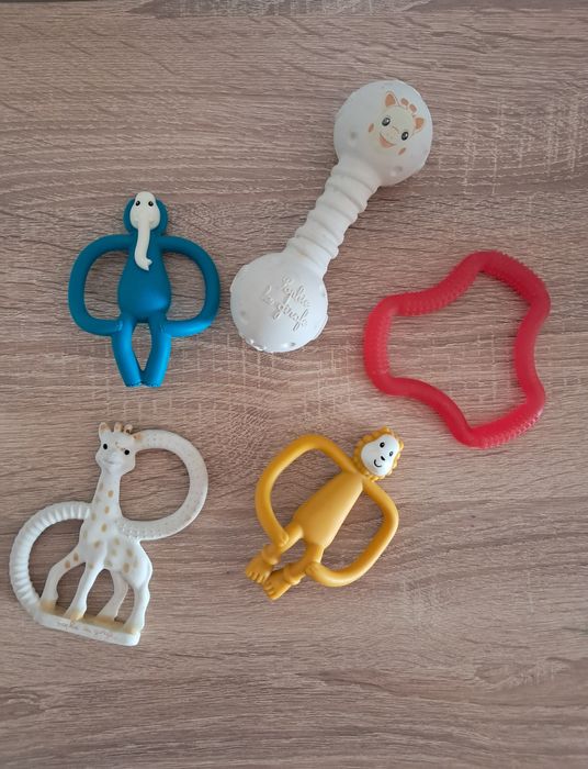 Бебешки гризалки, дъвкалки, играчки