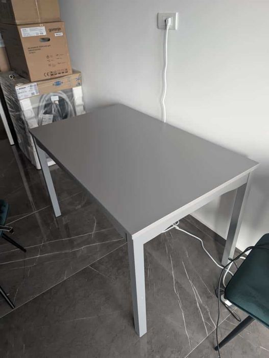 Masa Hauga IKEA gri 118x74 cm
