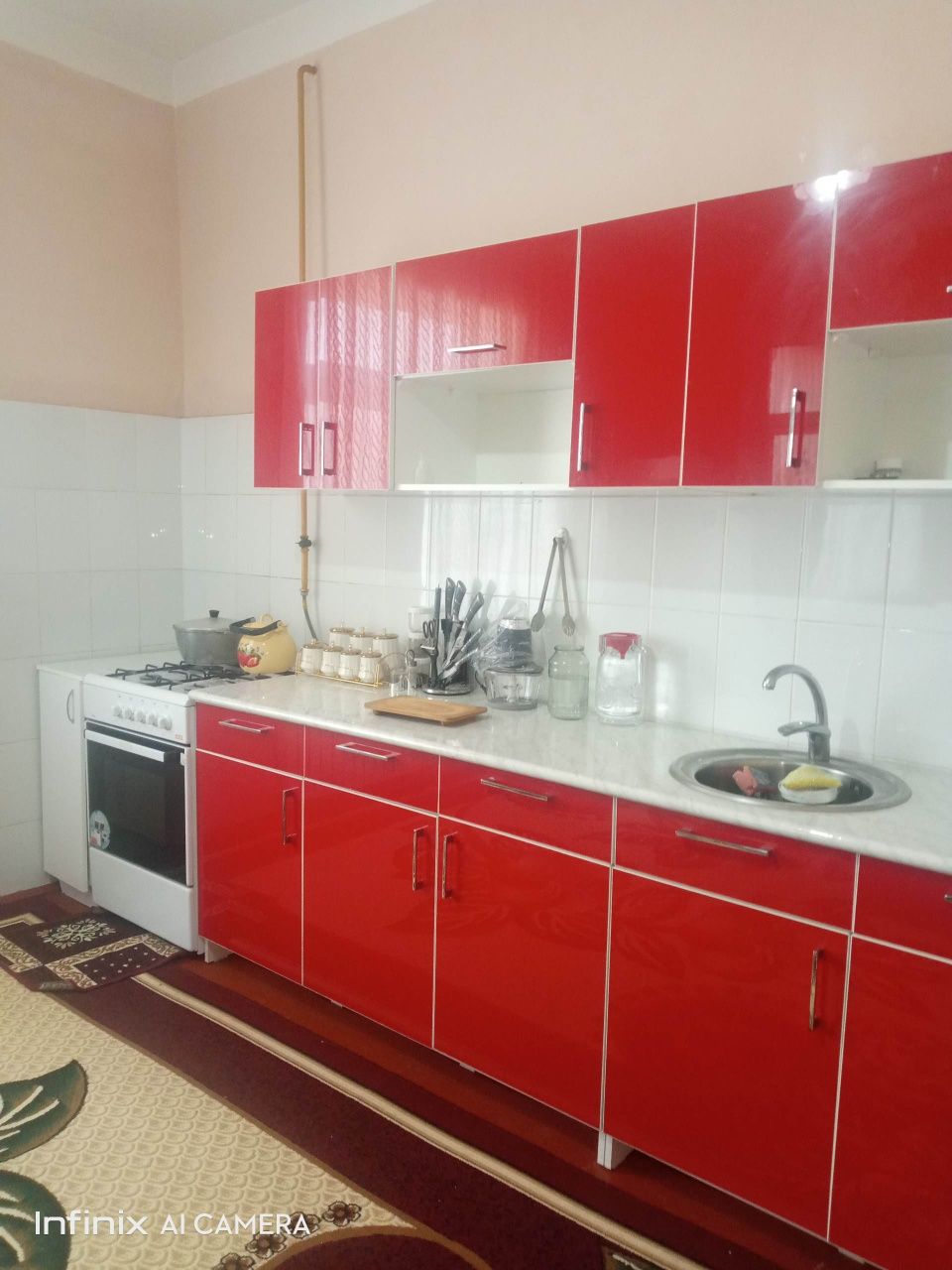 Ховли сотилади
Кушкурган МФЙ
6 сотих 
Катеж Со