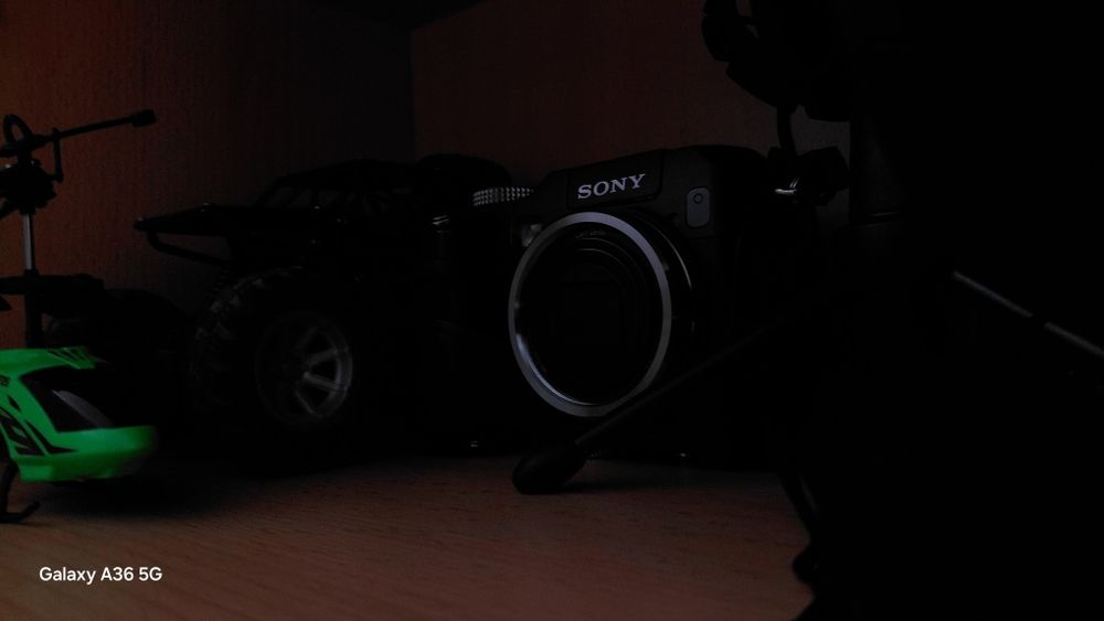 Фотоаппарат Sony DSC-V3