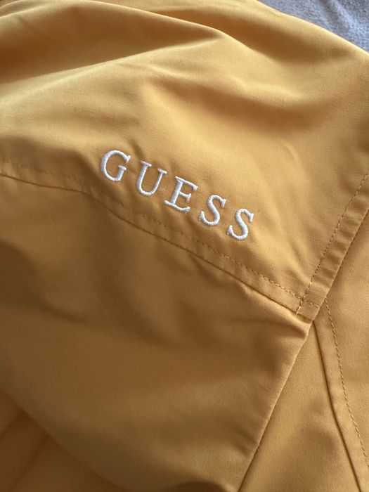 Оригинално зимно  яке Guess