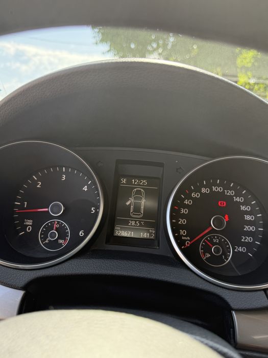 Ofer spre vânzare vw Golf 6 1.6