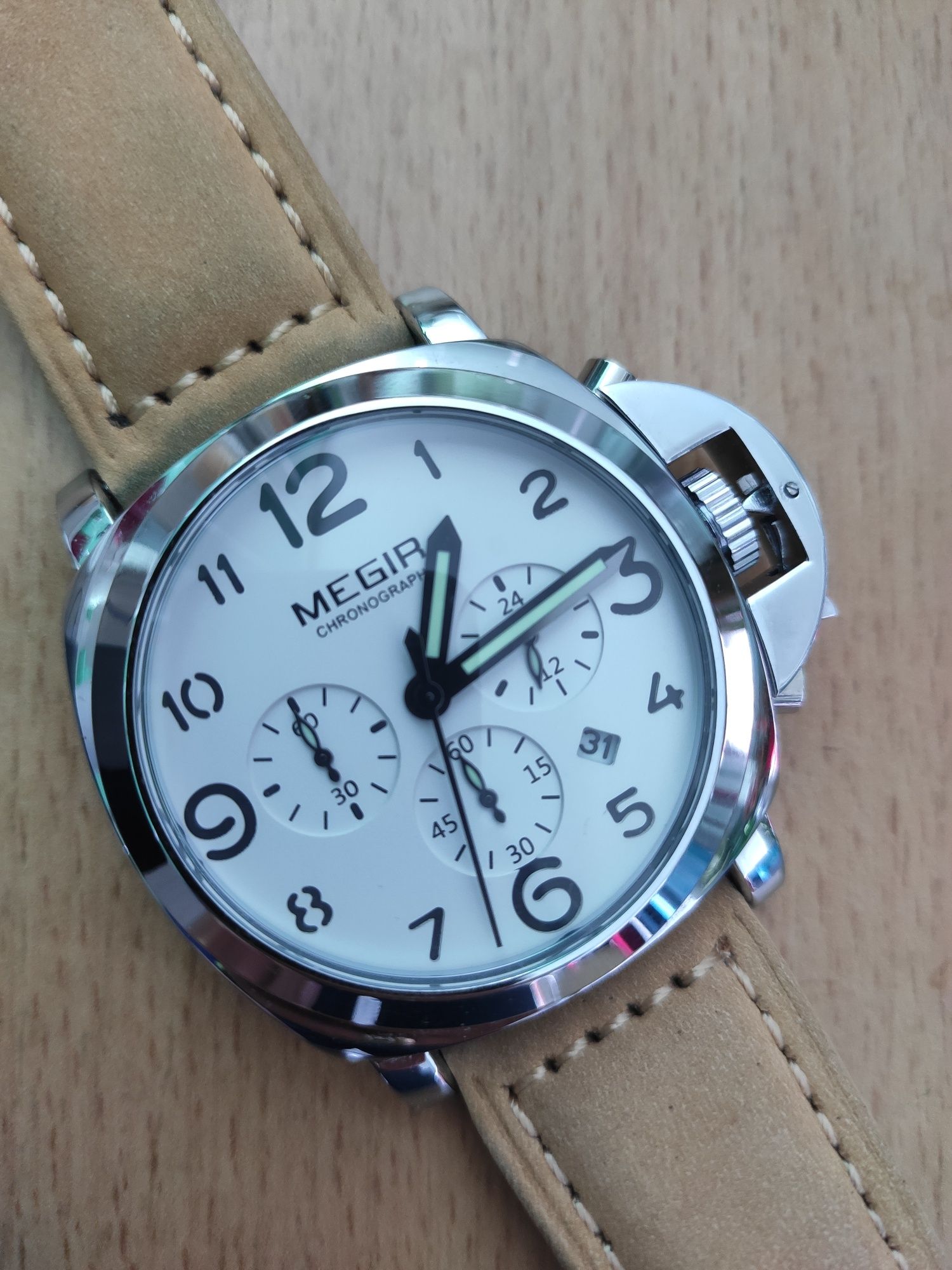 Продам наручные часы MEGIR