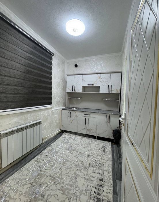 ВТОРИЧКА  Продаётся 1-комнатная, переделанная в 2-комнатную квартира!