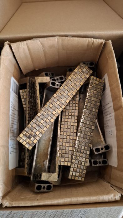 Продам ручки для мебели 20шт