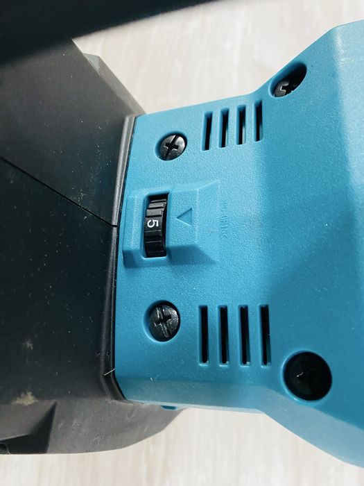 Demolator Makita DM002G XGT