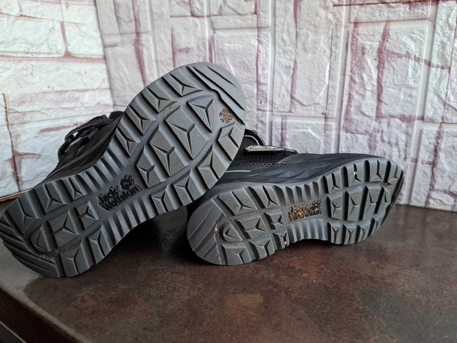 детски ботуши,зимни обувки,боти,апрески,Jack Wolfskin номер28 за момче