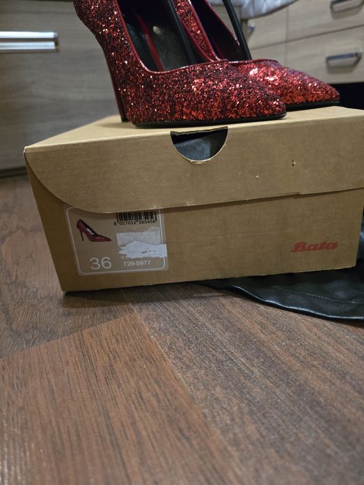 Туфли на каблуке