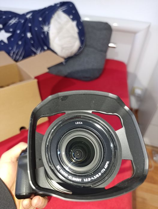 Lumix Fz2000..este nou...