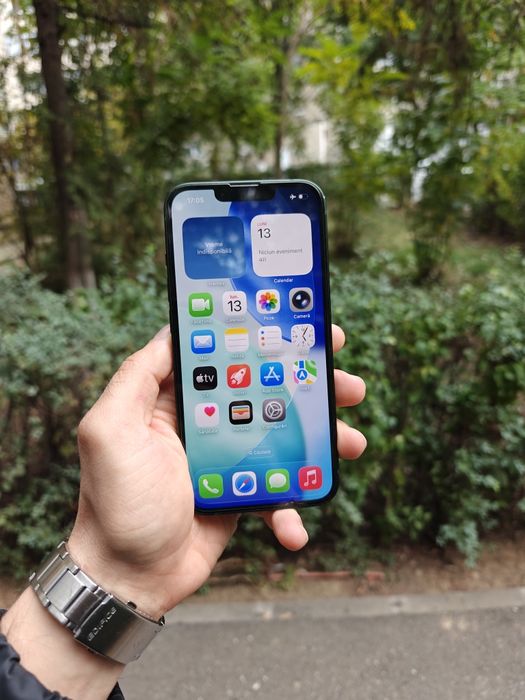 V/S iPhone 13 - 128GB