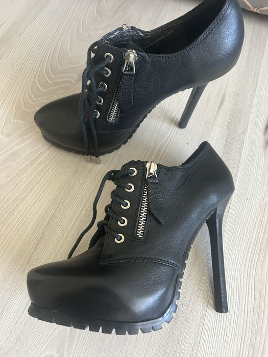 Продам женские ботильон