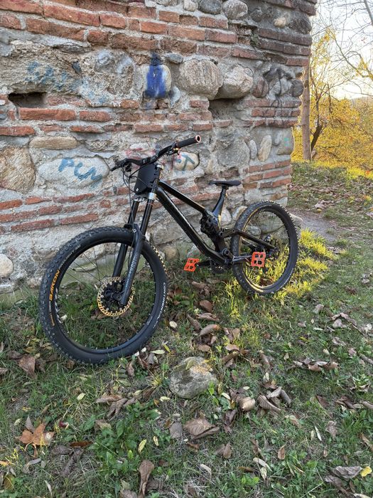 canyon sender full black