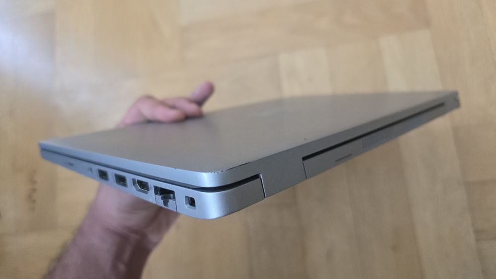 Dell Latitude 5430 14" i7-1265U 32gb RAM 256GB SSD Nvme