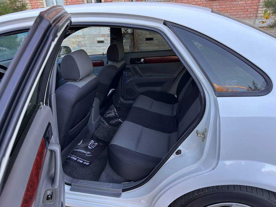 Chevrolet lacceti 2012 avtomat