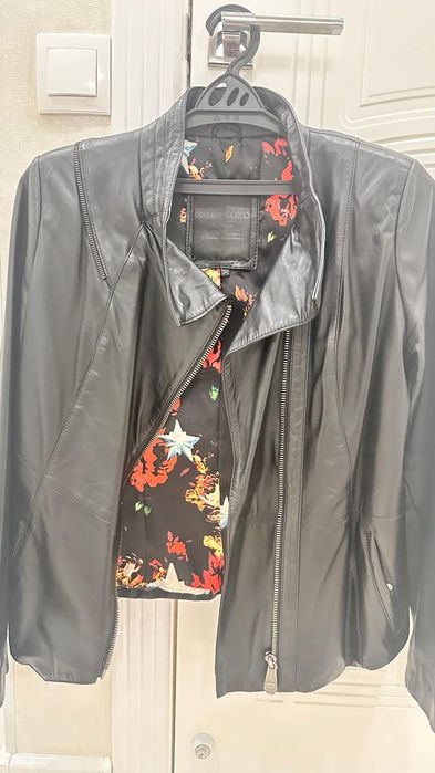 Кожаный куртка сатылады