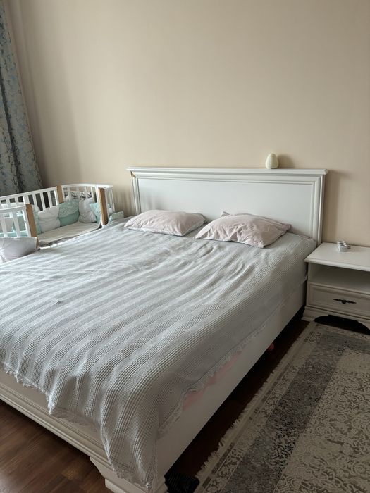 Продам спальный гарнитур срочно в связи с переездом