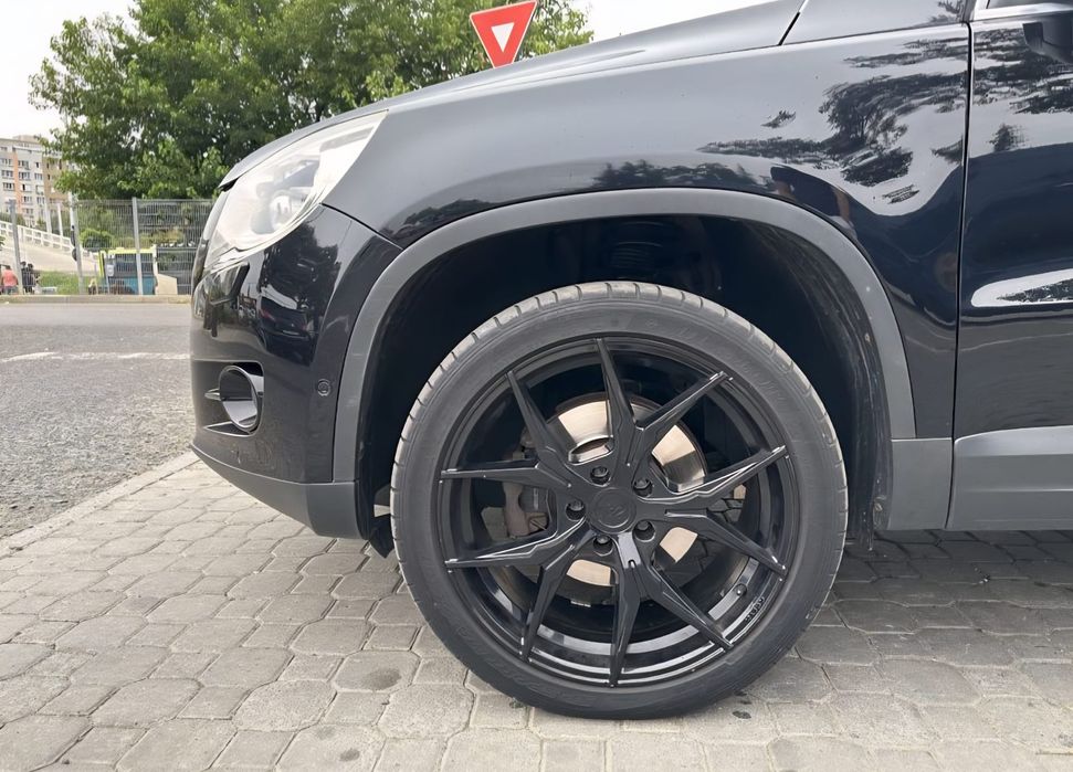 VW Țiguan 2.0 TDI automat 4 MOTION