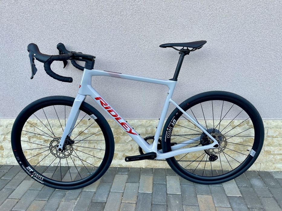 Cursiera carbon gravel all-road Ridley Grifn marime M (56/L)