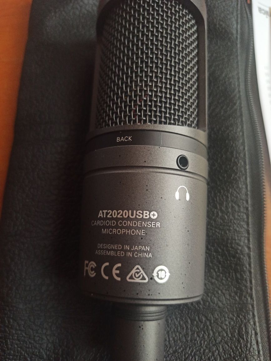 Микрофон Audio-Technica AT2020 USB+