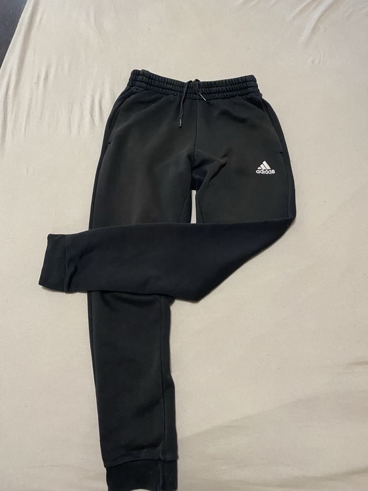 Adidas спортен анцуг